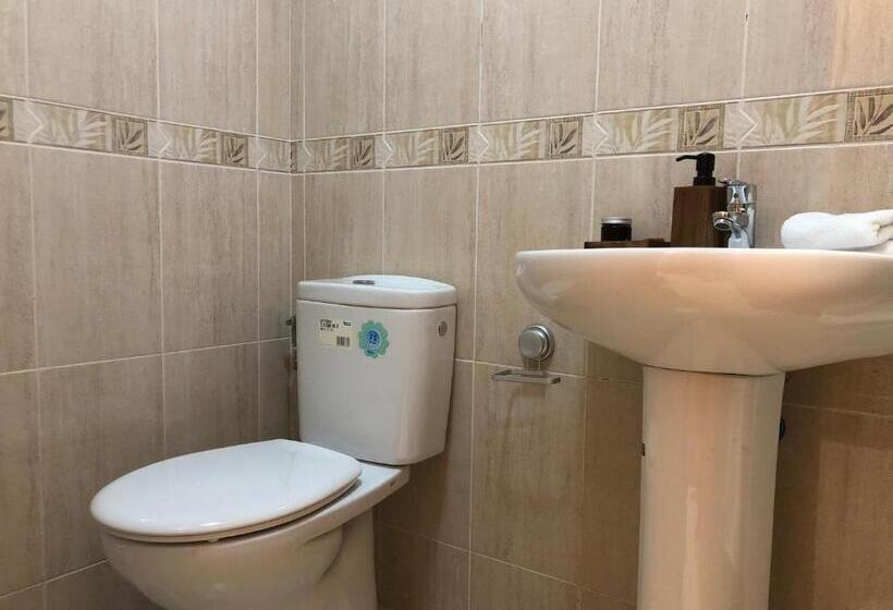 هاستل Cama House