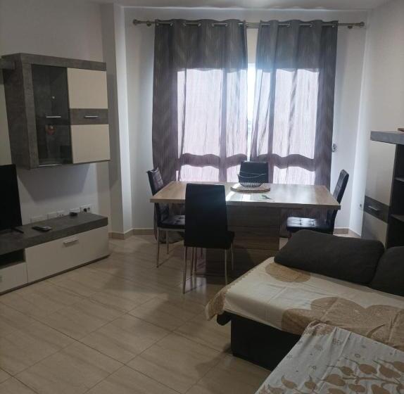 هاستل Cama House