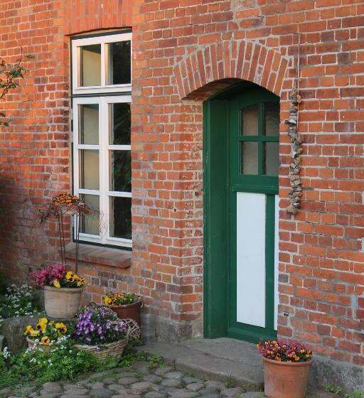 旅馆 Das Abendrote Haus