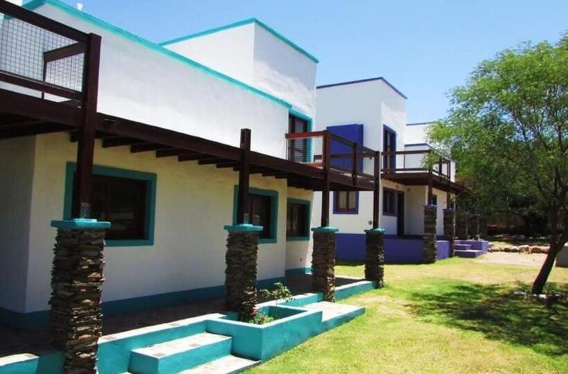 호스텔 La Posada Del Tala