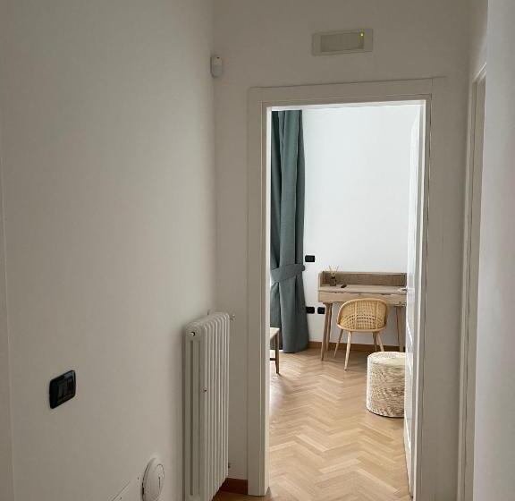 تختخواب و صبحانه A&f