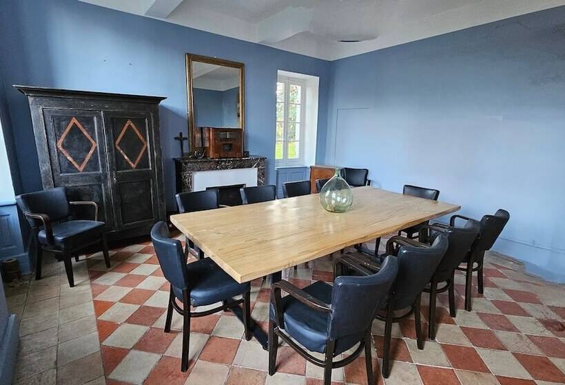 تختخواب و صبحانه L Horte