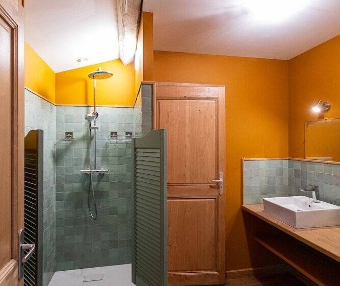 تختخواب و صبحانه L Horte