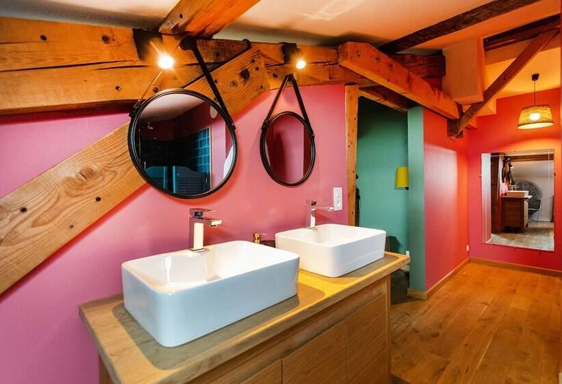 تختخواب و صبحانه L Horte