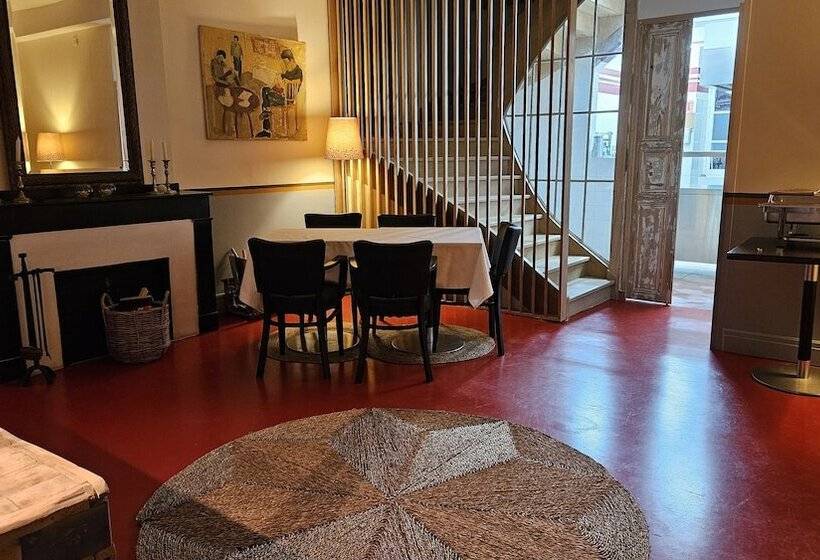 تختخواب و صبحانه L Horte