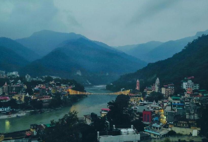 تختخواب و صبحانه Lfp Luxury Homes Fully Furnished Apartment