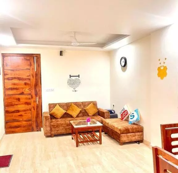 ベッドアンドブレックファースト Lfp Luxury Homes   Fully Furnished Apartment