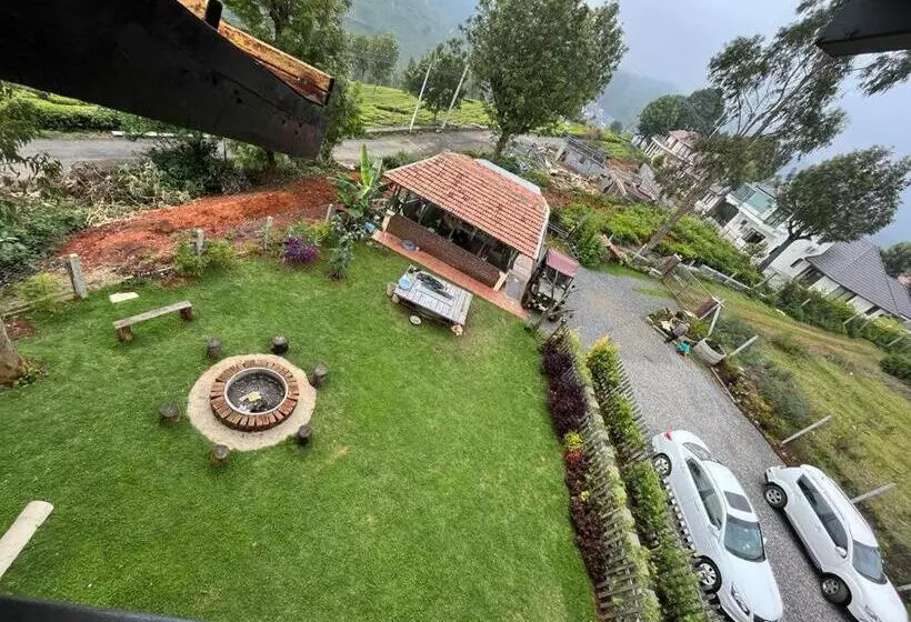 Aamiaismajoitus (B&B) Moonlight Chillers By Lexstays