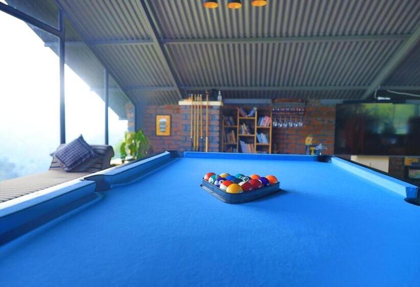 Bed and Breakfast Moonlight Chillers By Lexstays