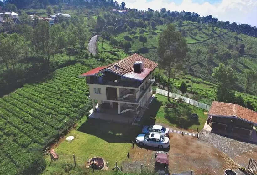 Aamiaismajoitus (B&B) Moonlight Chillers By Lexstays