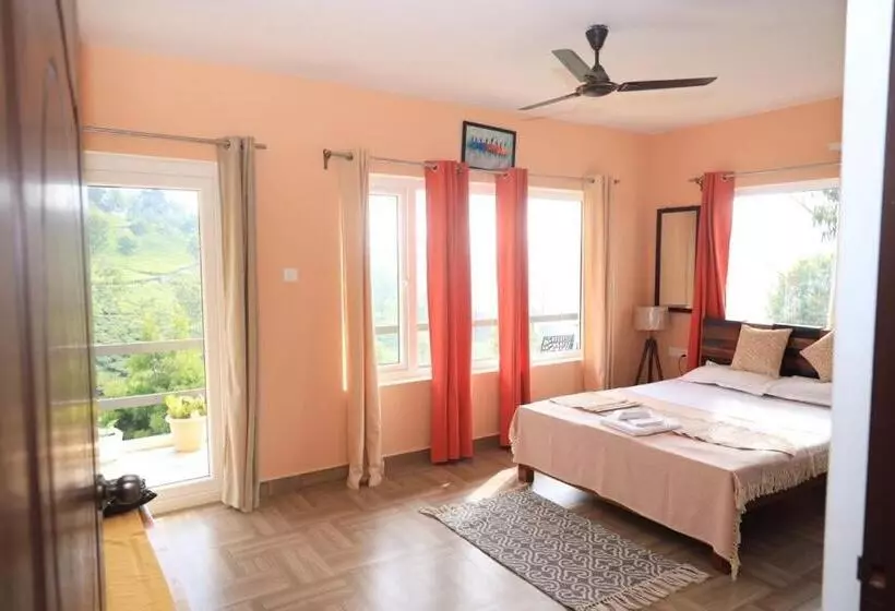 Aamiaismajoitus (B&B) Moonlight Chillers By Lexstays