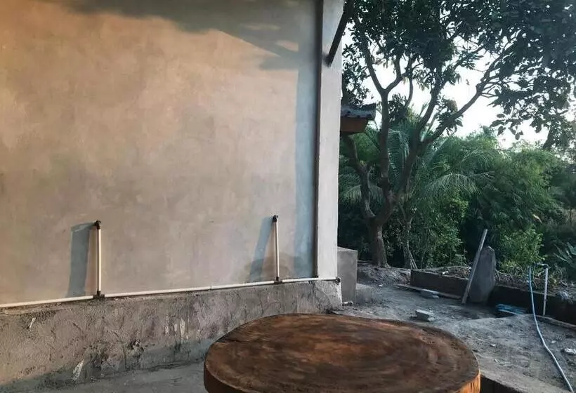 ベッドアンドブレックファースト Muni S Lombok Bungalow