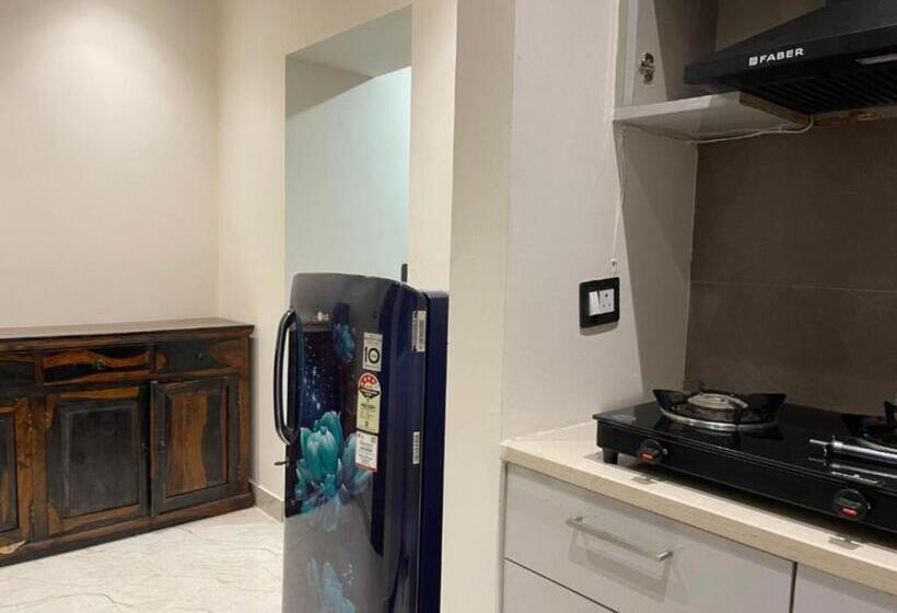 צימר Premium Suites In Malviya Nagar