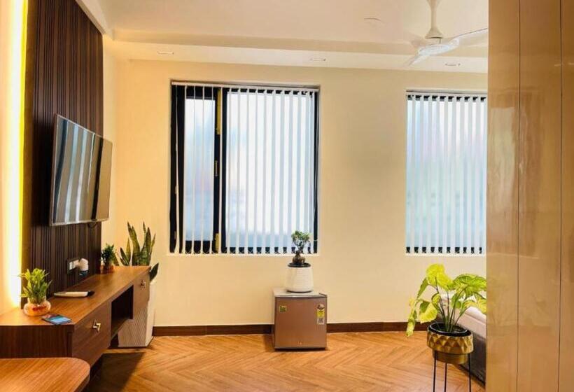 צימר Premium Suites In Malviya Nagar