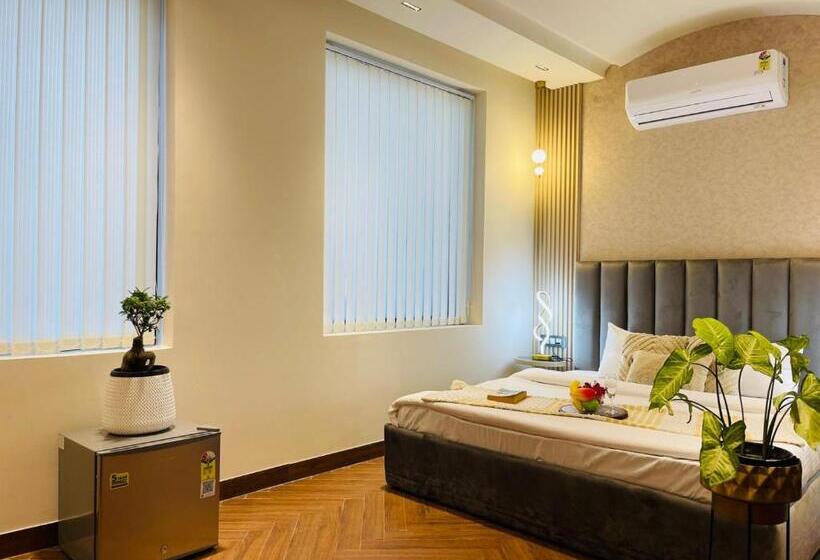 צימר Premium Suites In Malviya Nagar