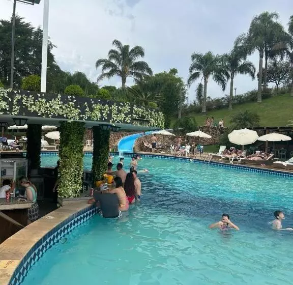 Capivari Ecoresort Residence