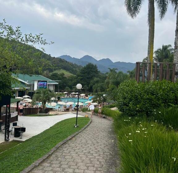 Capivari Ecoresort Residence