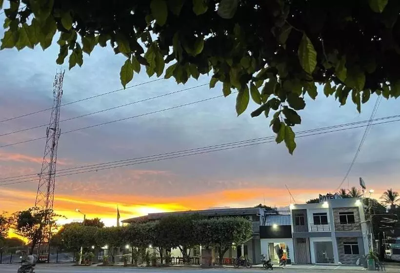 Hotelli Balcon De Oro Curumani