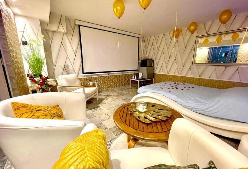 酒店 Espace Détente Jacuzzi Sauna