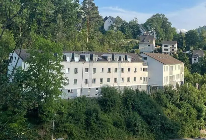 Hotelli Gästehaus Altena