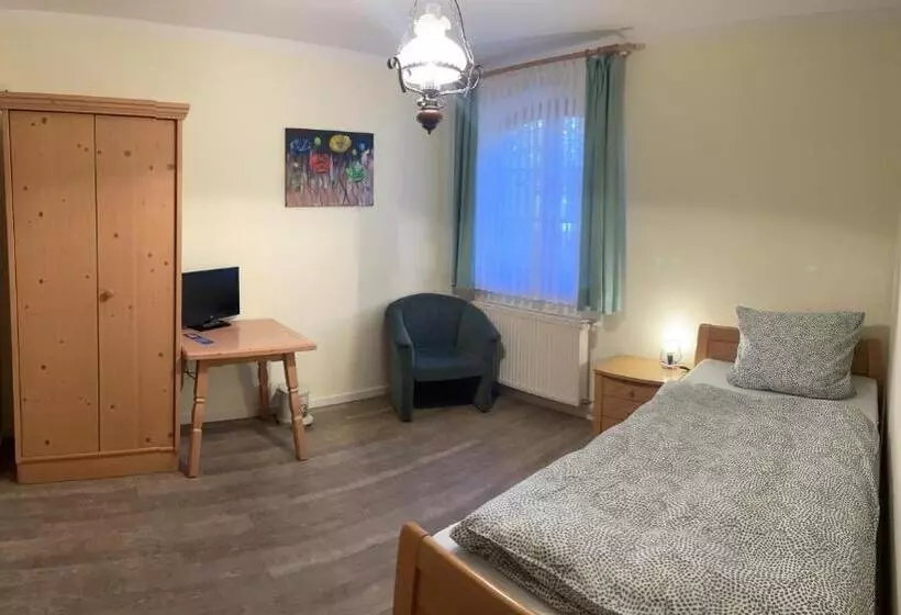 Hotelli Landgasthof   Braukeller   Fattigau