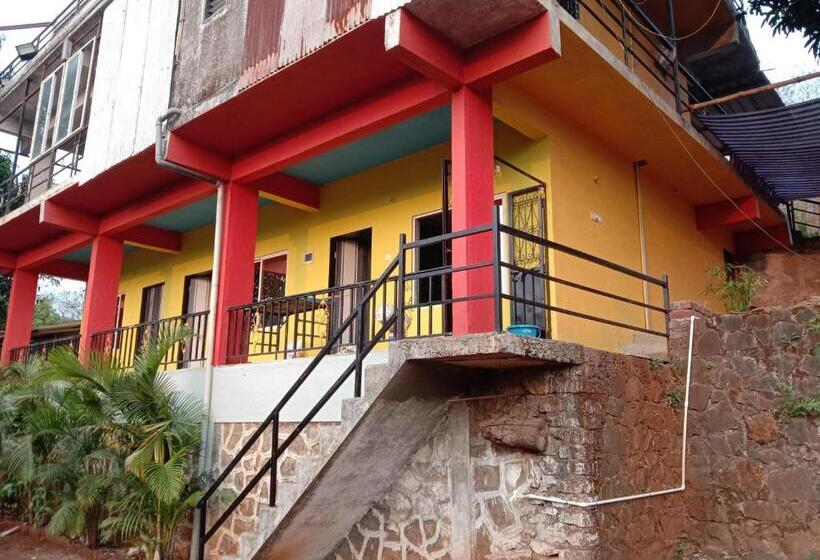 ホテル Natures Living Agro Tourism