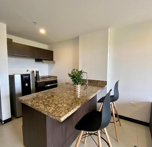 Suite Hotelera   A 5 Minutos Del Aeropuerto