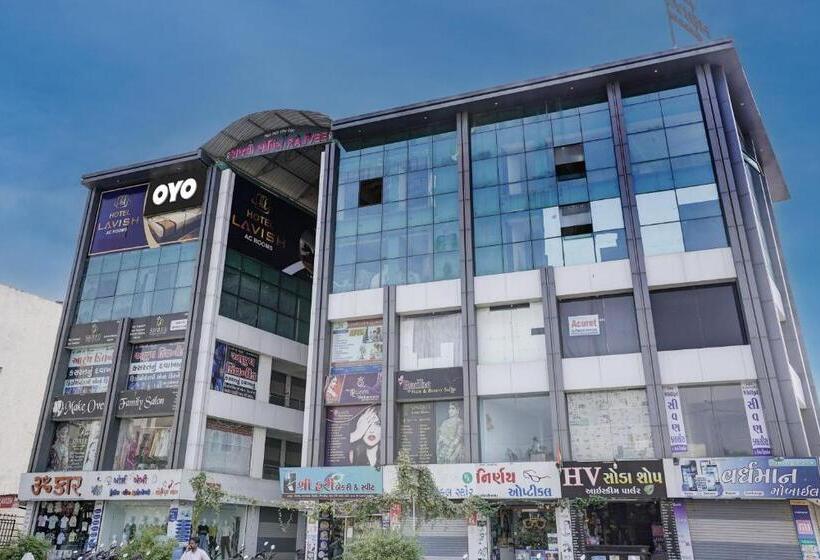 Oyo Flagship Hotel Lavish