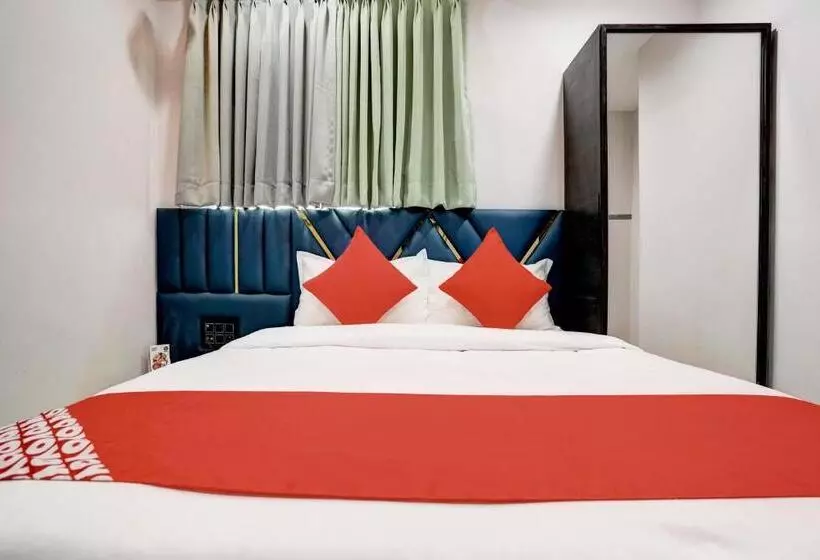 Oyo Flagship Hotel Lavish