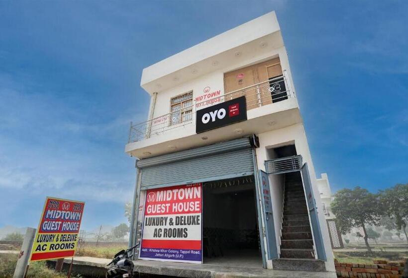 Отель Midtown Guest House