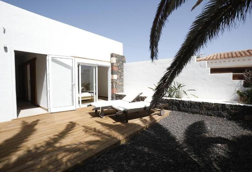 پانسیون Casa Anahita