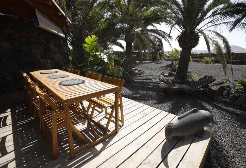 پانسیون Casa Anahita