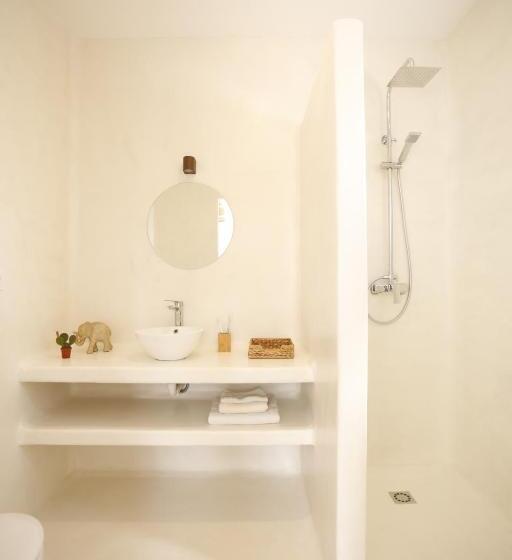 پانسیون Casa Anahita