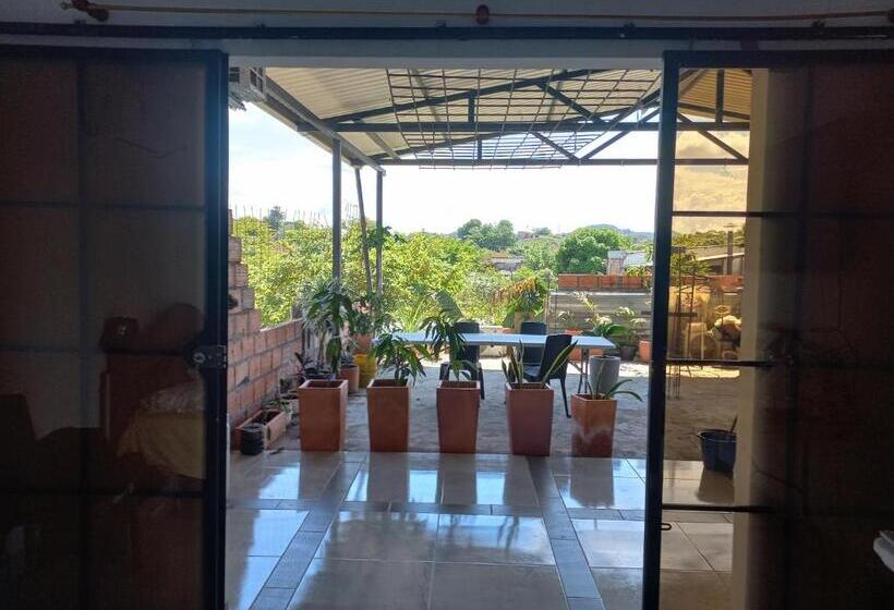 پانسیون Casaspa