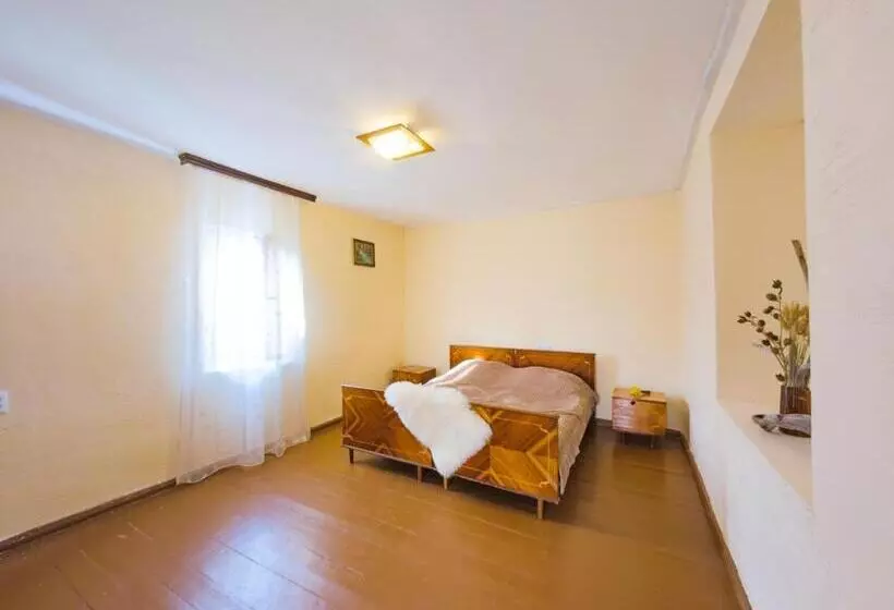 ペンション Cypress Guesthouse