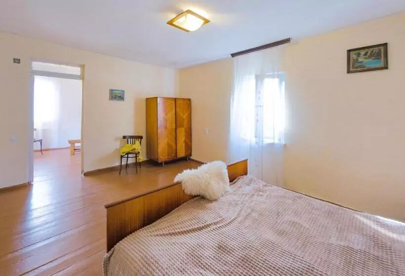 ペンション Cypress Guesthouse