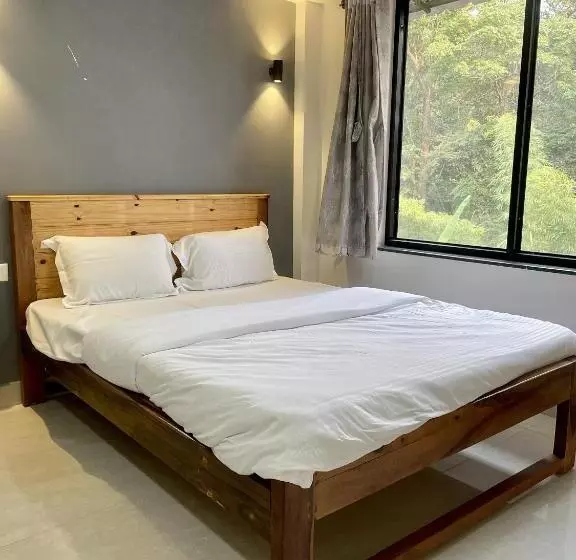 ペンション Kiara Studio Apartment Assagao   Goaround Homes