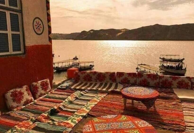 پانسیون Nubian House