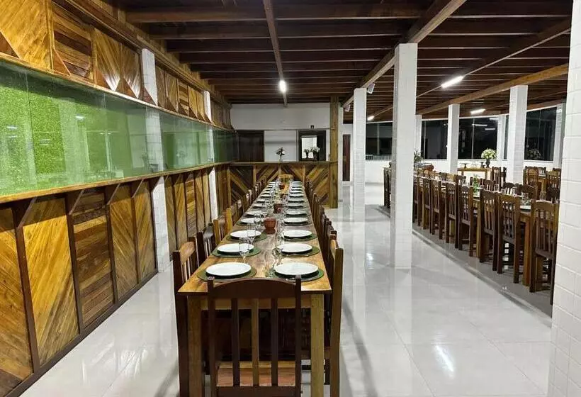 ペンション Vila Dos Pássaros, Quarto 02
