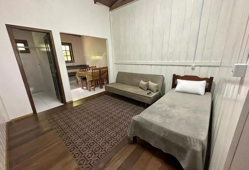 ペンション Vila Dos Pássaros, Quarto 02
