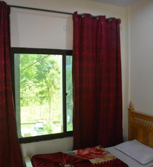 Balakot Views Hotel By Lmc