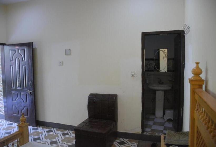 Balakot Views Hotel By Lmc