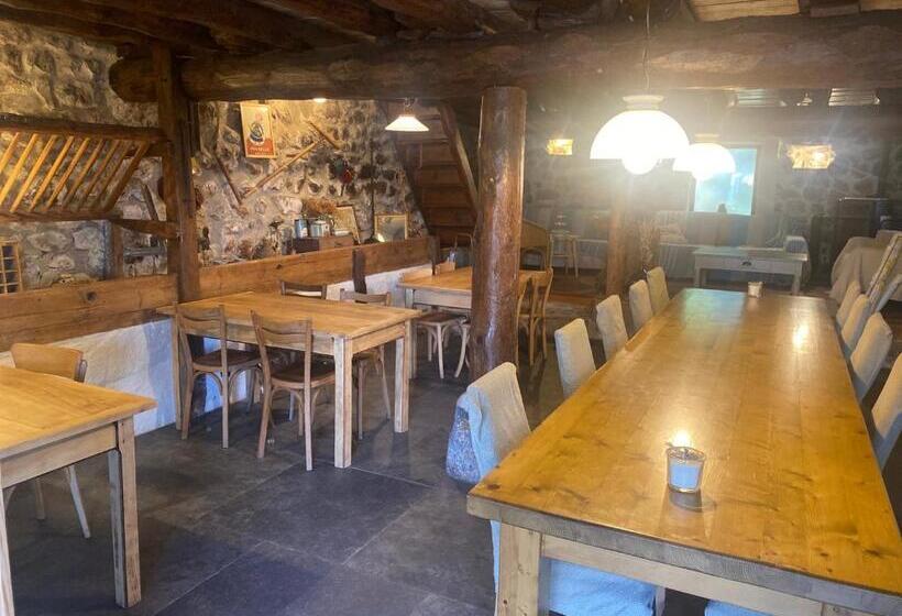 مبيت وإفطار La Barbelotte