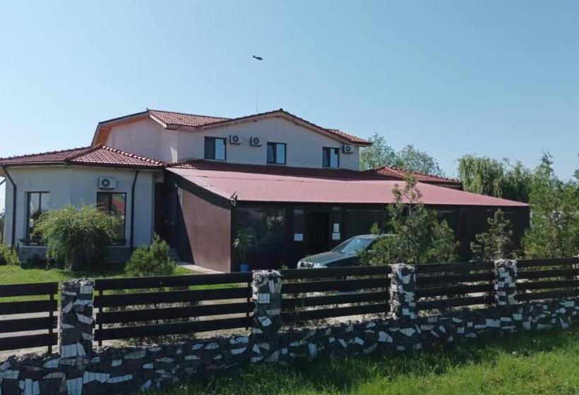 Bed and Breakfast Pensiunea Pescareasca