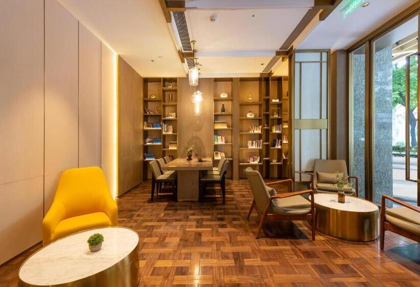 Echarm Plus Hotel Ouzhuang Metro Station Branch