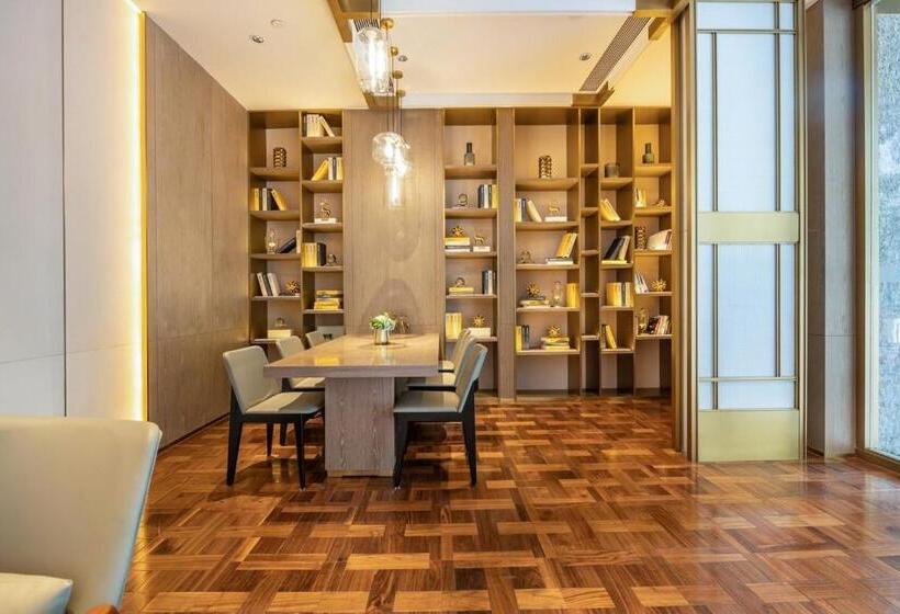 Echarm Plus Hotel Ouzhuang Metro Station Branch