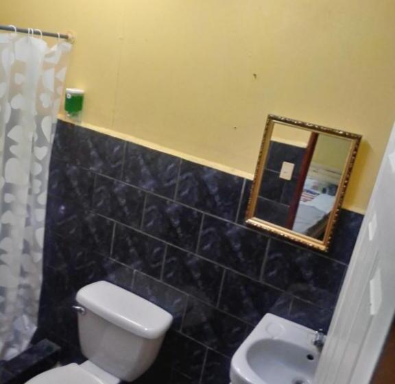 هتل Allan Veintiocho Puntarenas