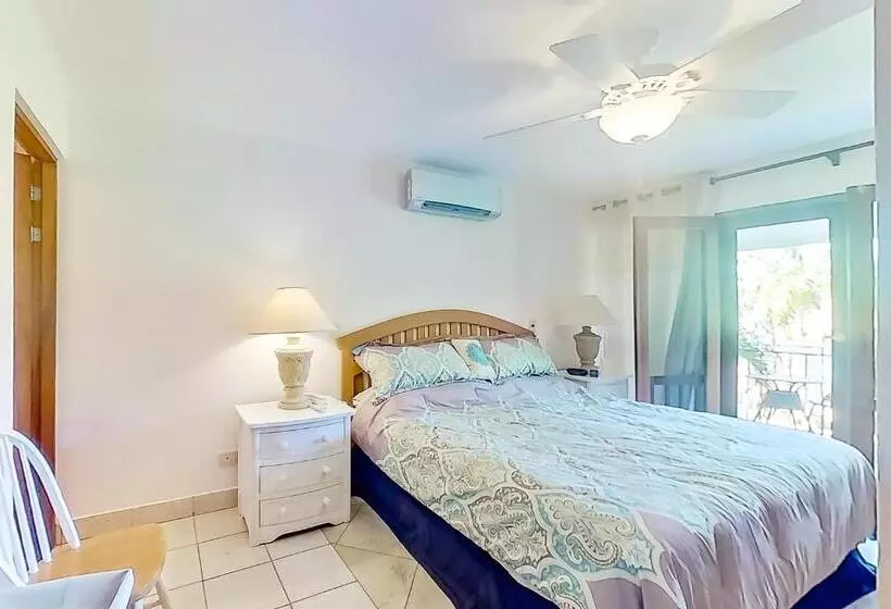 ホテル Bahia Pez Vela Villa Combo Units 18 And 19