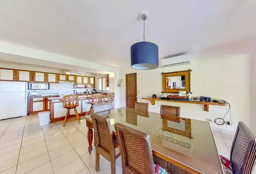 ホテル Bahia Pez Vela Villa Combo Units 18 And 19
