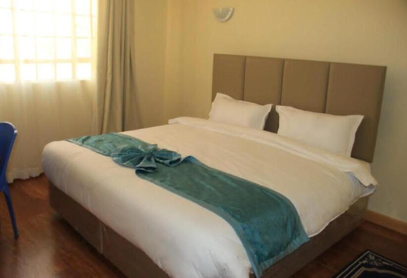 هتل Juniper Green Gardens